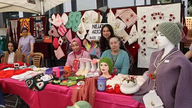 Engellilerin el emekleri bu sergide