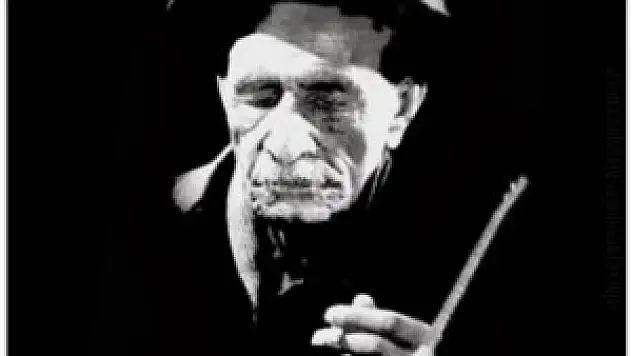 Hayranı olduğu Aşık Veysel'in filmini çekiyor