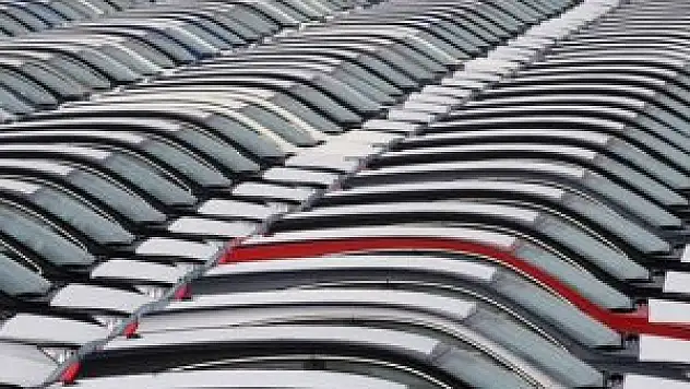 Sıfır otomobilde taban fiyat 40 bin liraya dayandı