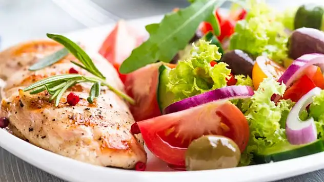 Yorgunluğa yol açan 7 beslenme hatası