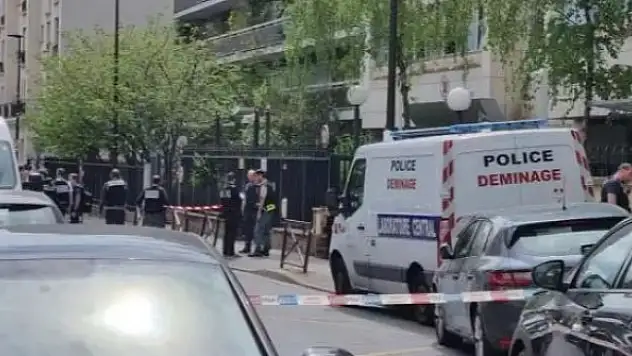 Türkiye'nin Paris Başkonsolosluğu'na bombalı saldırı