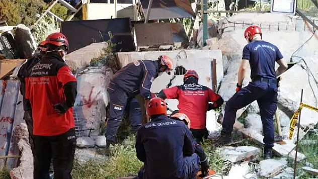 Gerçeği aratmayan deprem tatbikatı 