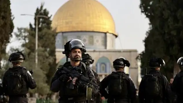 Ramazanda Mescid-i Aksa'da yaralanan genç hayatını kaybetti