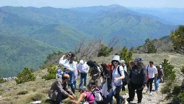 Nitelikli ve kaliteli teknikerler olmak için dağlarda eğitim görüyorlar