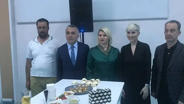 Vali Bilgin, veda gecesinde duygusal anlar yaşadı