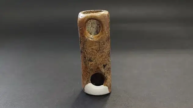 Kazılarda bulunan 8 bin 600 yıllık flüt ve parmak izi sergilenecek