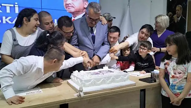 AK Parti İl Başkanı Ahlatcı: 'Engelleri aşmanın tek yolu sevgidir ve paylaştıkça büyür'