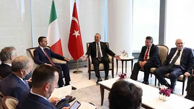 Dışişleri Bakanı Çavuşoğlu, İtalyan mevkidaşı Di Maio ile görüştü