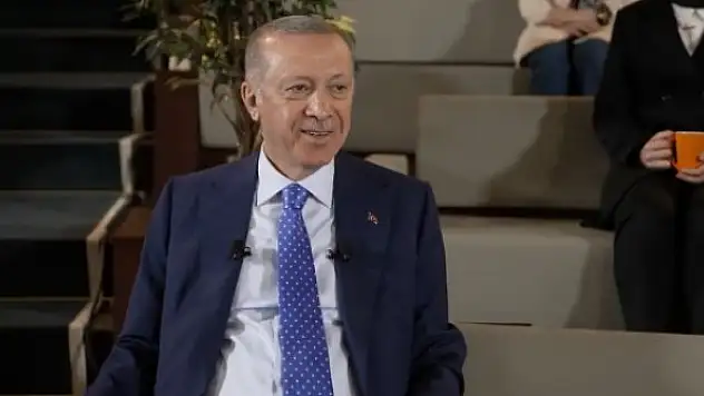 Cumhurbaşkanı Erdoğan, gençlerle bir araya geldi