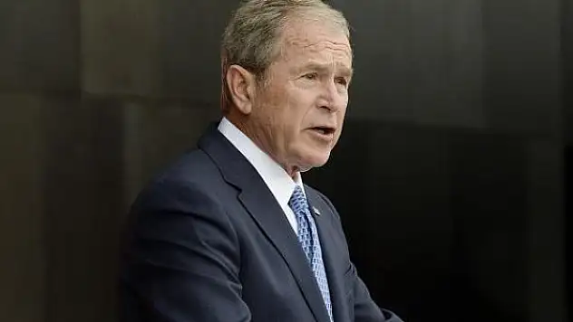 Eski ABD Başkanı Bush'un Irak'la ilgili dil sürçmesi gündem oldu