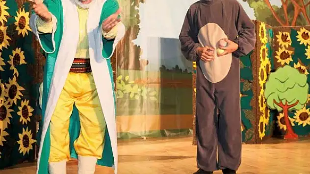 Çocuklar Nasreddin Hoca oyunuyla eğlendi