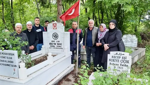 Şehit jandarma er kabri başında anıldı