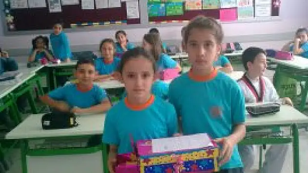 Özel gençlikten kitap okuma projeleri