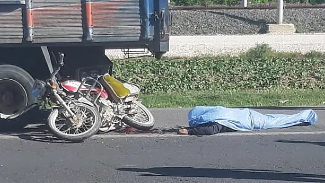 Trafik kazasında motosiklet sürücüsü hayatını kaybetti