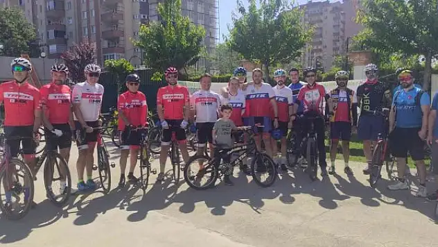Pedallar lösemili ve kanserli çocuklar için çevrildi