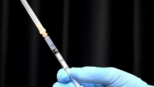 Deneysel kanser öldürücü virüs ilk kez bir insana uygulandı