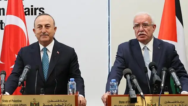 Çavuşoğlu ve Filistinli mevkidaşı ile ortak basın toplantısı düzenledi