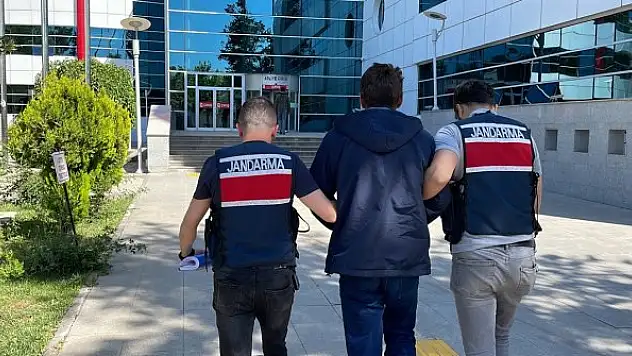 2 ildeki terör örgütü PKK operasyonunda 3 zanlı tutuklandı