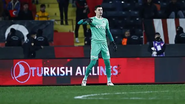 Berke Özer Portimonense'de