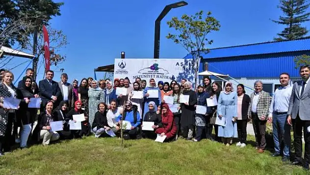 40 kadın hem meslek, hem de iş sahibi oldu