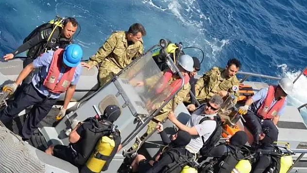 Kurtaran-2022 tatbikatında denizaltından kurtarma faaliyeti gerçekleştirildi