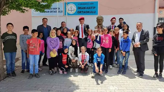 Gaziler, öğrencilere vatan sevgisini anlattı