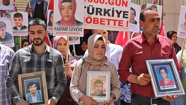 Evlat nöbetine 3 aile daha katıldı