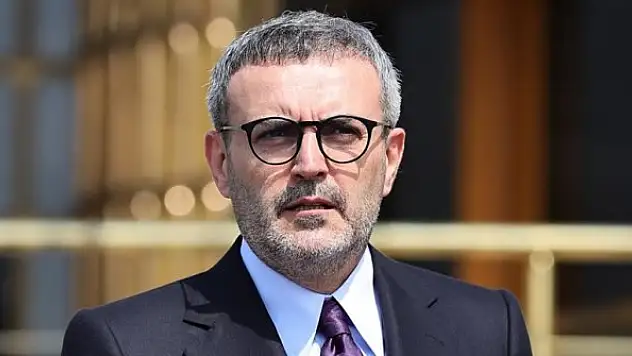 AK Parti'li Ünal'dan dezenformasyon yasası açıklaması