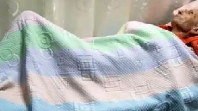 Adile Naşit'in eşini ölüme terk ettiler!