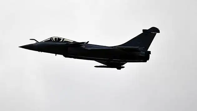 Çin, Tayvan hava savunma bölgesine 30 savaş uçağı gönderdi