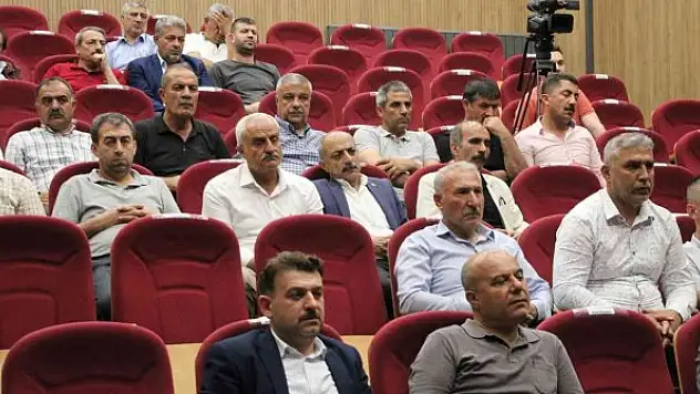 Emniyet ekipleri muhtarlarla buluştu