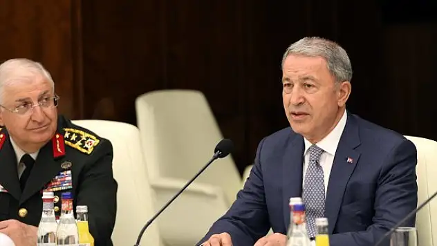 Akar, Romanya Başbakanı Ciuca ile görüştü