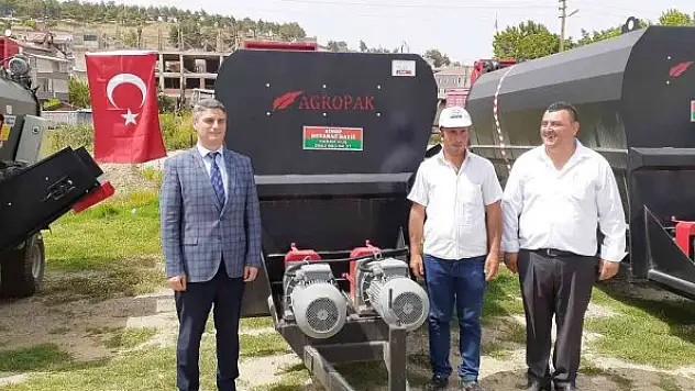 Boyabat'ta çiftçilere yüzde 50 hibeli makine dağıtımı yapıldı