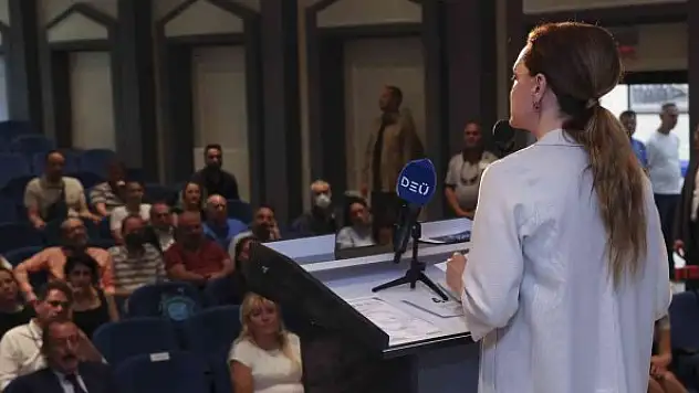 Dokuz Eylül, kadın ve sanatı konuştu