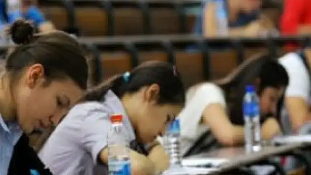 LYS'de ortalama son 5 yılda geriledi