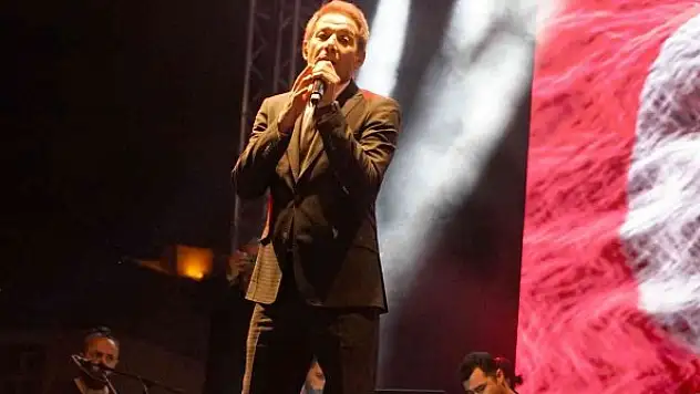 Kastamonu'da Mustafa Yıldızdoğan rüzgarı esti