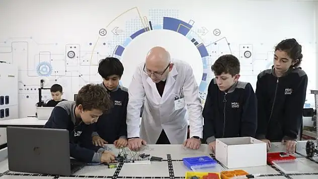 Uzmanı LGS'yi değerlendirdi: Türkçe sorular ve dile hakimiyet belirleyici oldu