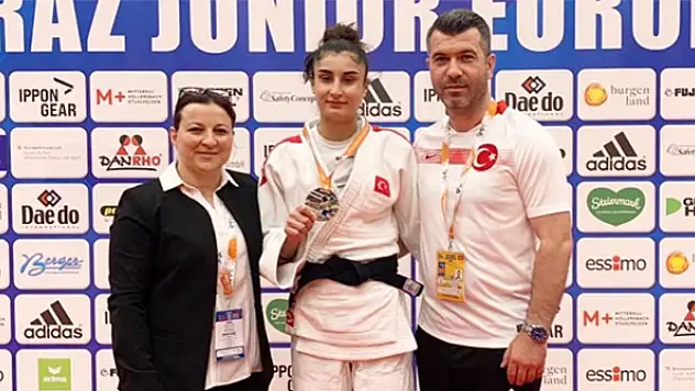Taşkent sporlu İlayda'dan büyük başarı