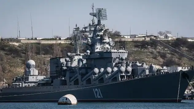 Ukrayna: Rus gemileri Ukrayna kıyılarından 100 kilometreden fazla uzaklaştı