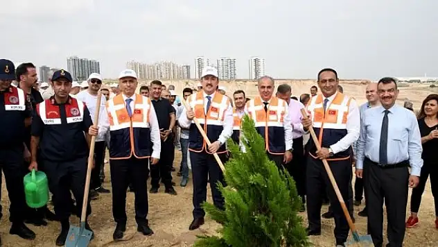 Fidanlar toprakla buluştu