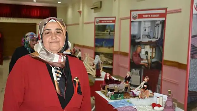 Devlet sanatçısı minyatür bebeklerle kültürü yaşatıyor