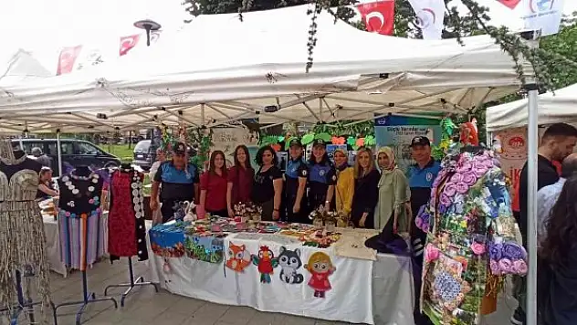 Çöpler sanat oldu, Çevre Haftasında sergilendi