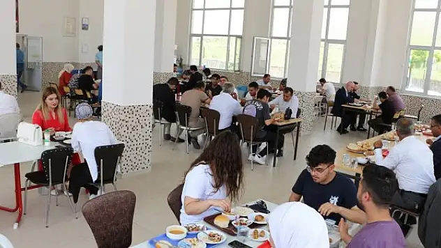 Yunak'ta öğrencilere sürpriz