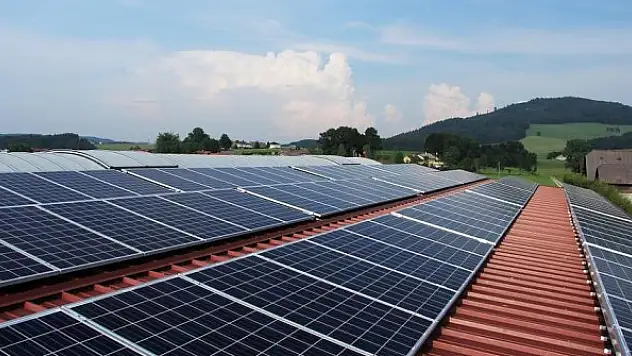 'Yenilenebilir enerji, elektrik şebekesinden beş kat daha ucuz'