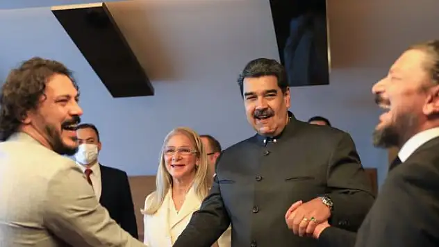 Maduro, Kuruluş Osman oyuncularıyla bir araya geldi