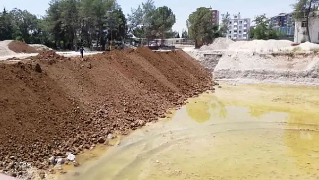 Sağlık Müdürlüğü inşaat alanı toprakla dolduruluyor