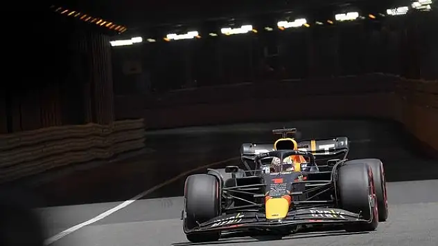 F1 Macaristan'ı da Verstappen kazandı