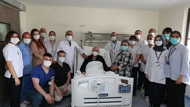 İlk kez bir hastaya 'kemik iliği nakli' yapıldı