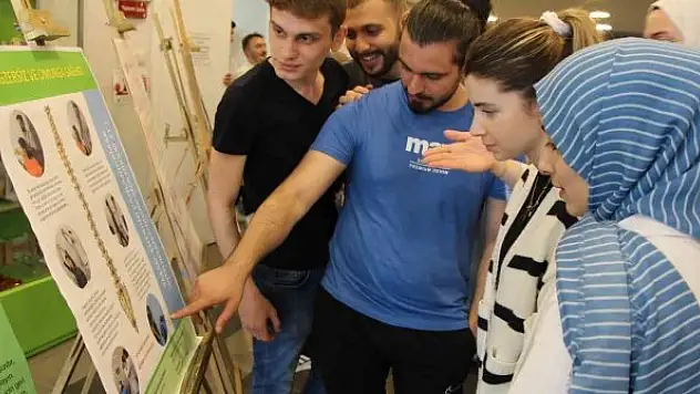 Avrasya Üniversitesinde öğrencilerin 14 projesi görücüye cıktı