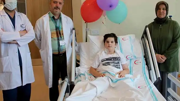 Kalbi delik 9 yaşında ki çocuk, Şehir Hastanesi'nde sağlığına kavuştu